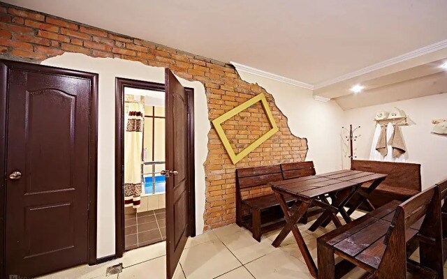 Club Inn Mestina