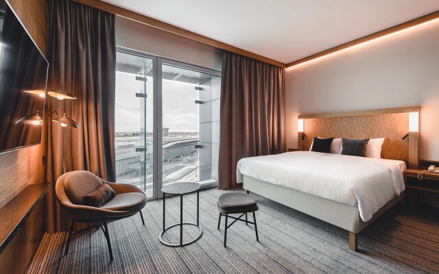 Courtyard by Marriott Warsaw Airport