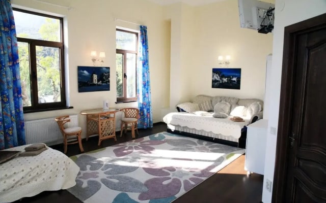 Spasskaya Bashnya Guest House