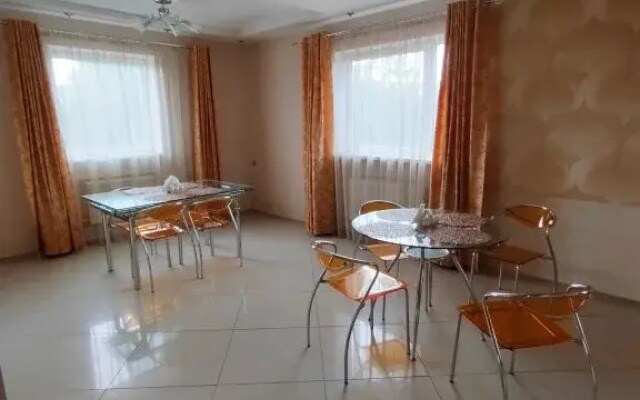 Krovat I Zavtrak Mini Hotel