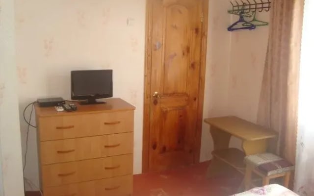U Yuryi Guest House