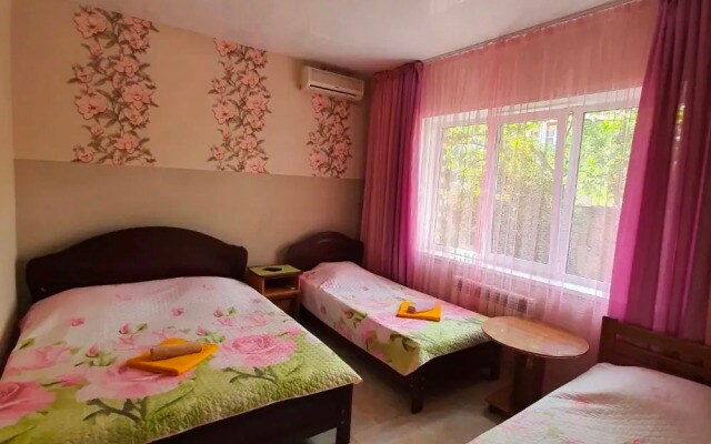 Mandarin Lazarevskoe Hotel