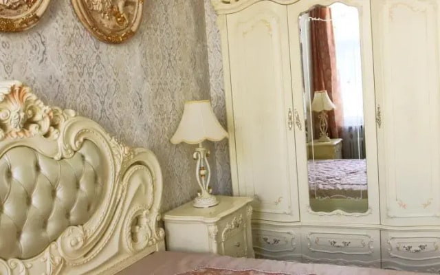 Apartment na Rubinshteyna 21