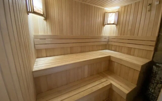 Delta Nova Guest House