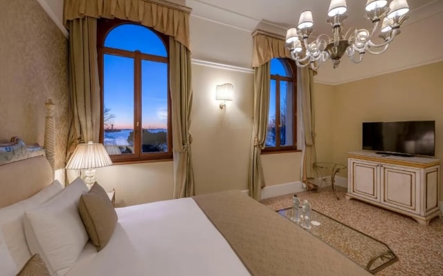 Отель San Clemente Palace Venice