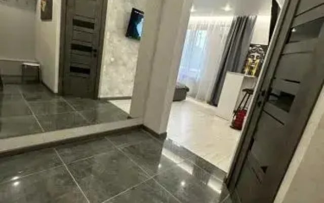 Studiya 15 Flat