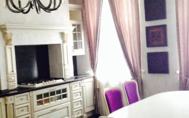 Apartment na Rubinshteyna 21