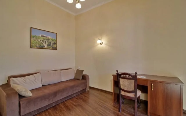 Botkin Apartments