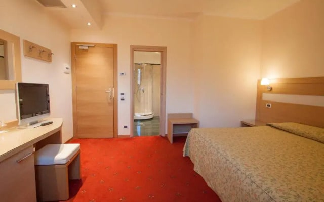 Laurentia Hotel