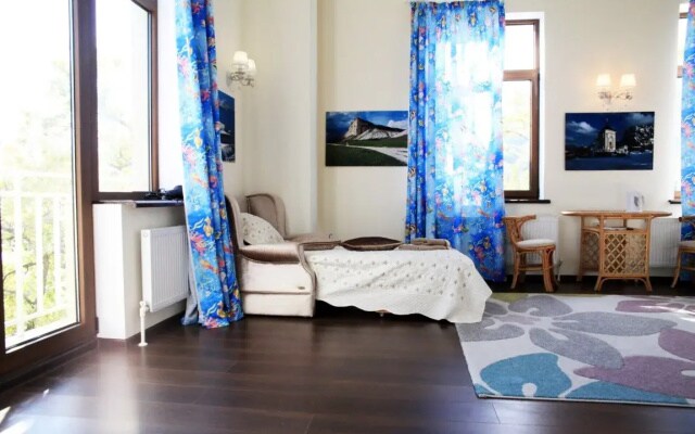 Spasskaya Bashnya Guest House