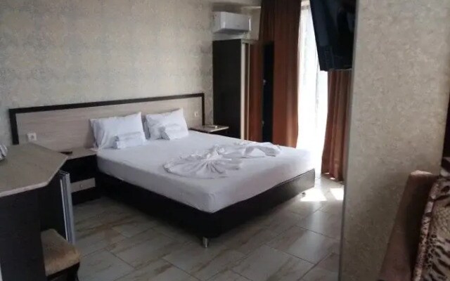 Shirak Guest House