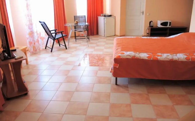 Kapitan Guest House