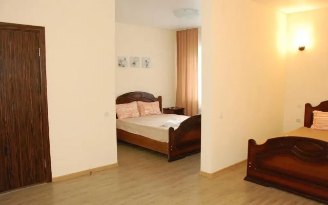 Отель Small Hotel